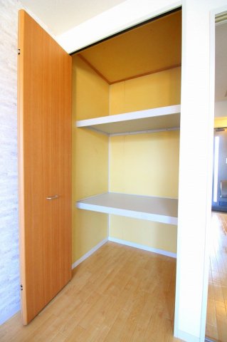 収納　退去前のため、別部屋のお写真です。