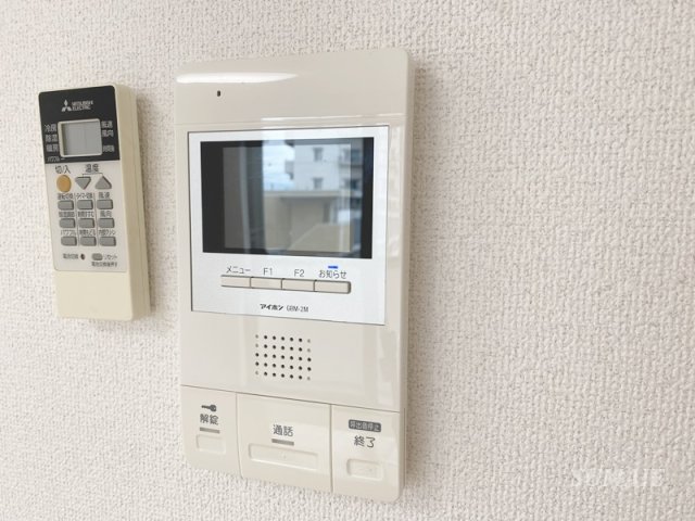 セキュリティ　安心のモニター付きインターホン☆