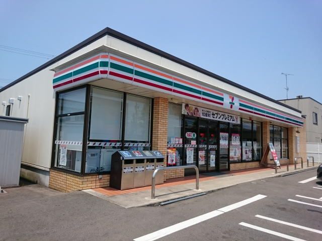 コンビニ　セブンイレブン 福井つくし野店（コンビニ）まで650m