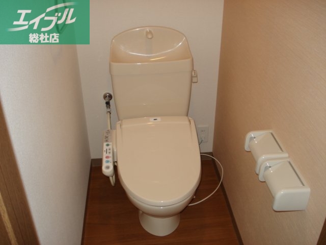 トイレ　シャワー付トイレ