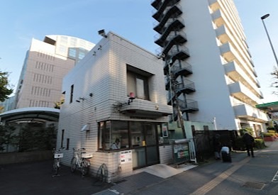 警察署・交番　綾瀬警察署 中央本町交番（警察署・交番）まで464m