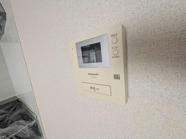 セキュリティ　安心のモニター付きインターホン♪