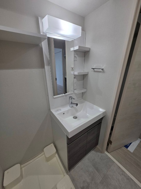 洗面設備　他居室の写真のため参考まで
