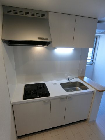 キッチン　同物件内別部屋の写真になります。