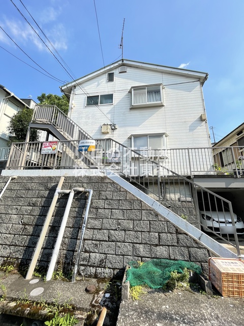 建物外観　京王線「長沼駅」より徒歩８分の好立地です！