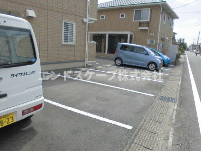 駐車場　高崎、前橋のお部屋探しはエンドスケープまで！お客様の理想お聞