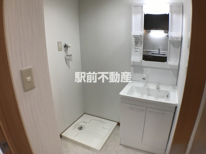 洗面設備　独立洗面台です！