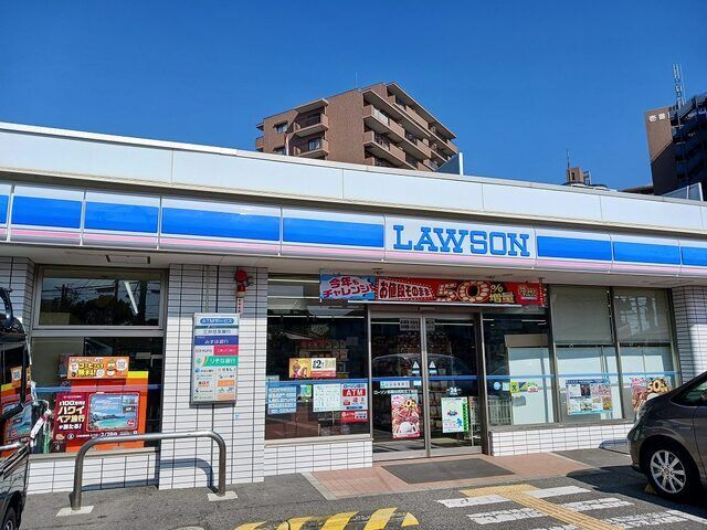 コンビニ　ローソン鈴蘭台西町五丁目店様（コンビニ）まで350m