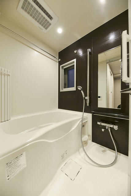 バス・シャワールーム　※写真は同タイプ住戸です。