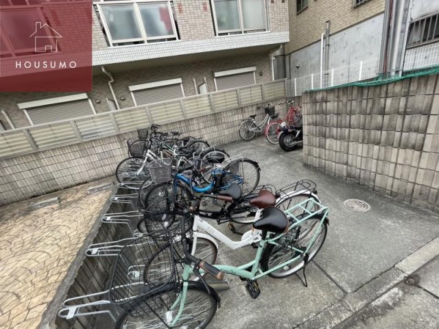 エントランス　毎日通るエントランスはこのようになっています