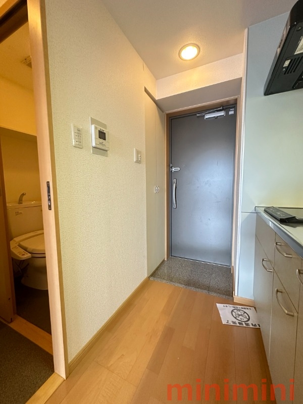 ＪＲ東海道本線 茨木駅 徒歩8分 8階建 築21年の玄関写真
