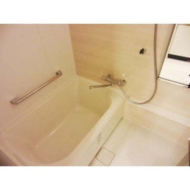 バス・シャワールーム　※写真は同タイプ住戸です。