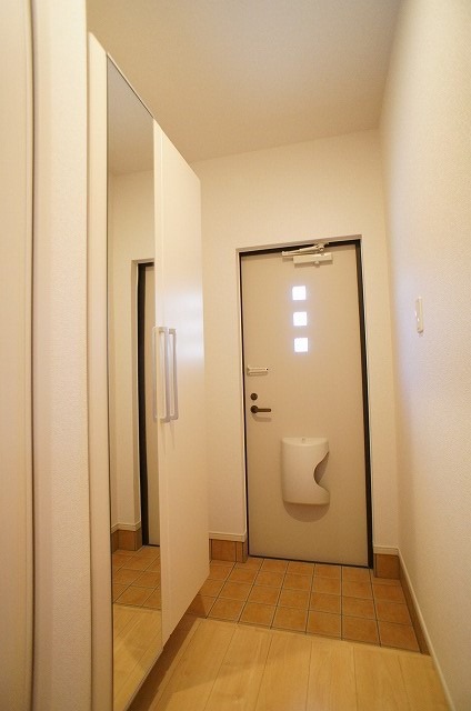 玄関　図面と現状に相違がある場合には現状を優先