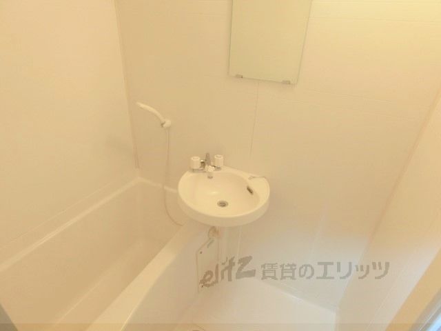 バス・シャワールーム　風呂