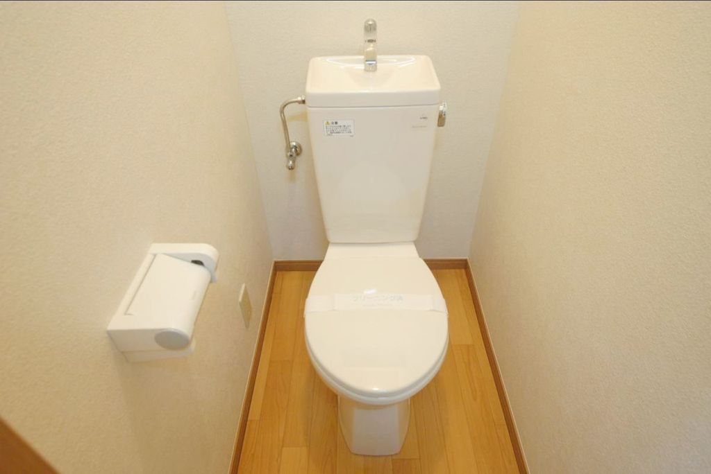 ライフガーデン西一之江Vのトイレ写真
