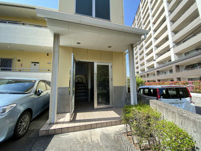 RESIDENCE四季 弐番館の外観写真