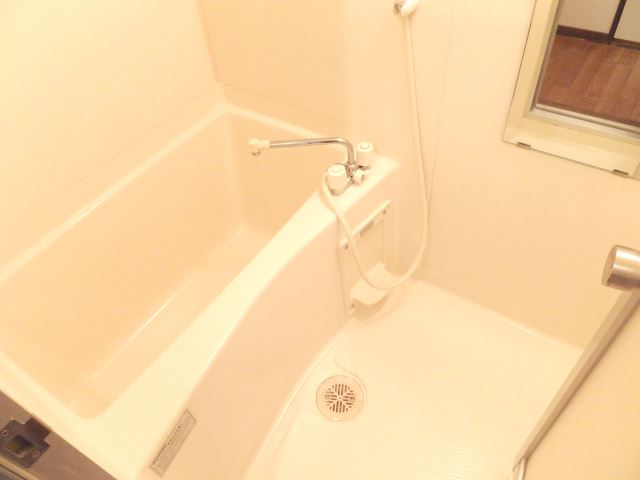 バス・シャワールーム　一日の疲れを癒してください