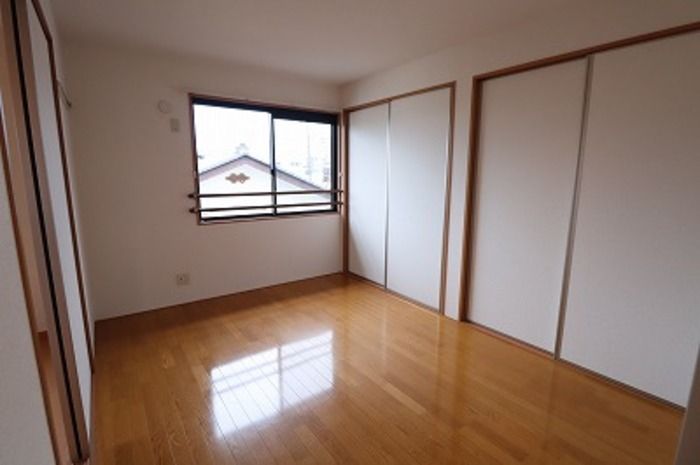 エスコルタ新町 Cの内装写真