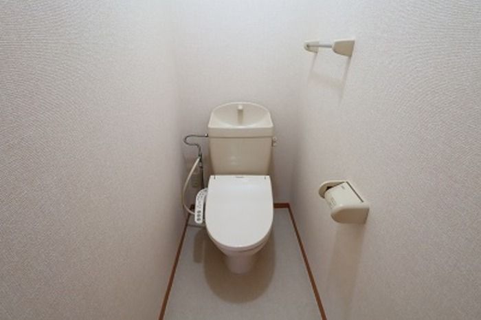 エスコルタ新町 Cのトイレ写真