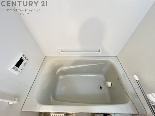 バス・シャワールーム　シンプルで機能的な浴室です！