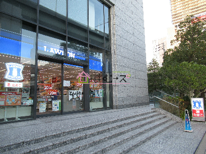 コンビニ　ローソン 西本町一丁目店（コンビニ）まで304m