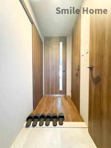 アービングNeo岸里玉出の玄関写真