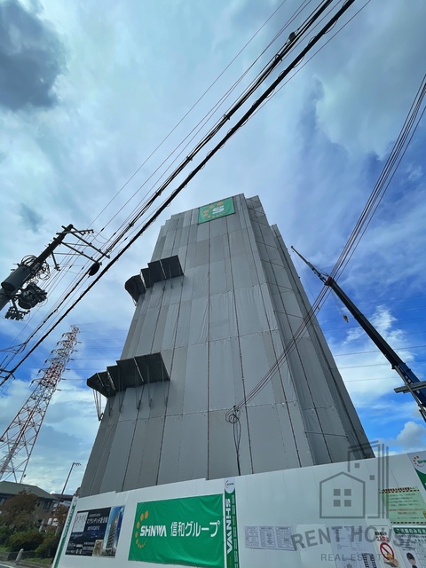 建物外観　外観（建築中）