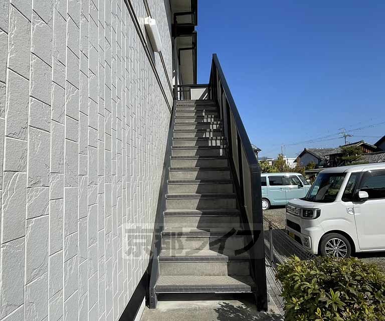 ハイツ山岡の外観写真