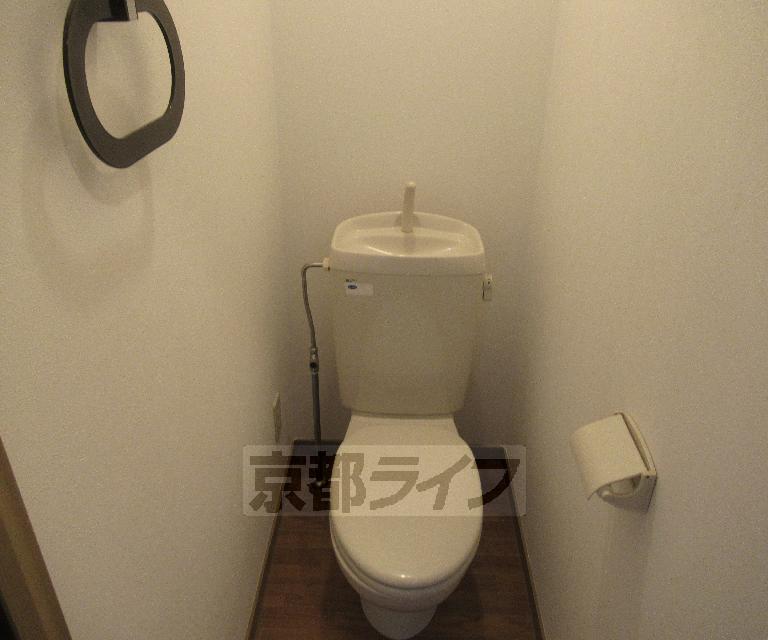 ハイツ山岡のトイレ写真