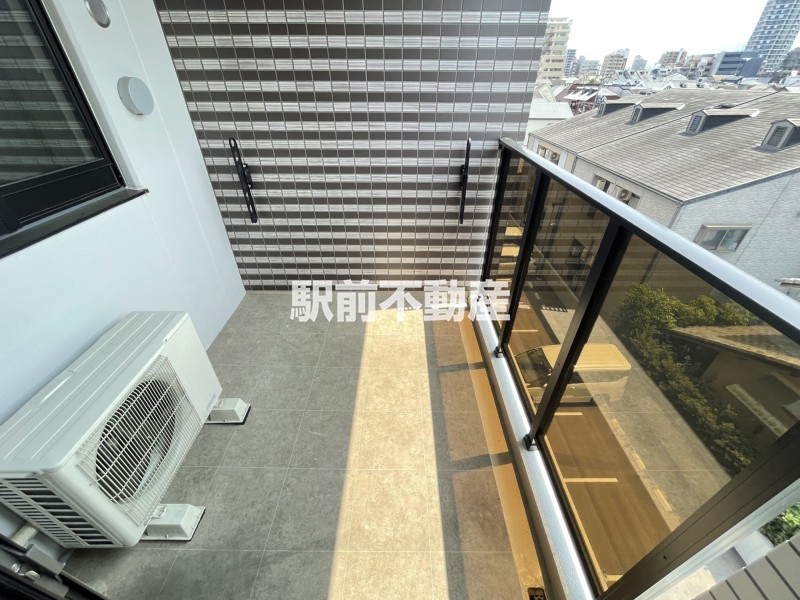 バルコニー　写真は別部屋・現況優先