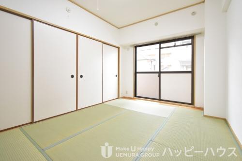 グレイスコートの居間写真