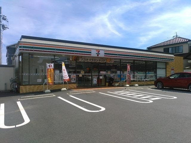 コンビニ　セブンイレブン稲沢駅前2丁目店（コンビニ）まで958m