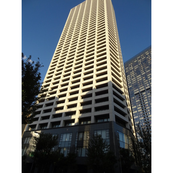 コンシェリア西新宿TOWER’S WESTの外観写真