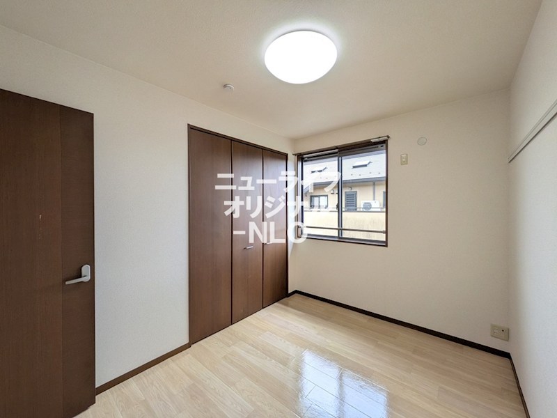 その他部屋・スペース　落ち着いた雰囲気で寝室向きのお部屋です☆