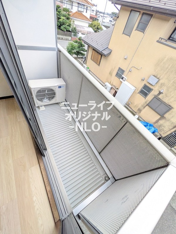 バルコニー　南に面したバルコニー☆お洗濯物も良く乾きます☆
