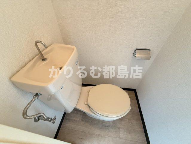 クリスタルコート26のトイレ写真