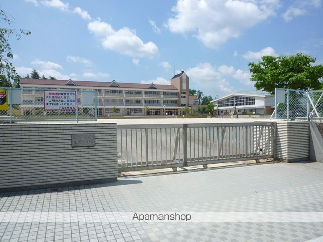 小学校　下石小学校（小学校）まで283m