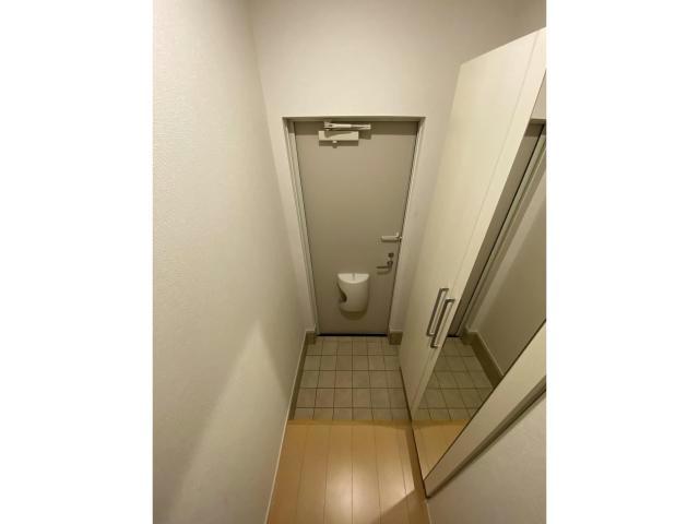 スパライ銀世の玄関写真