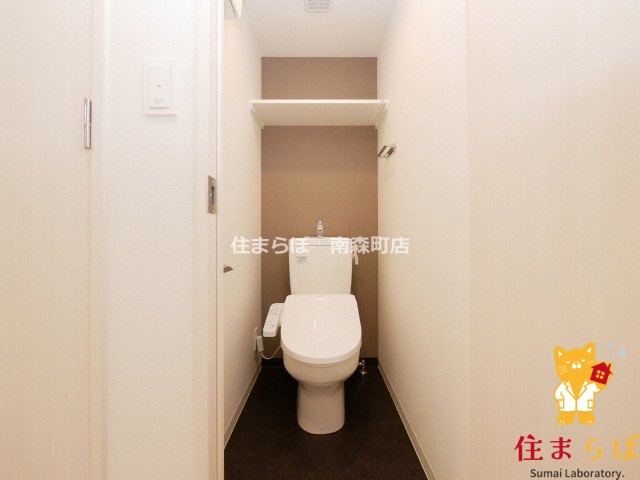 地下鉄中央線 九条駅 徒歩7分 15階建 築7年のトイレ写真