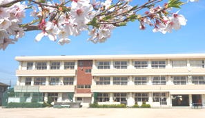 小学校　下松市立中村小学校（小学校）まで317m