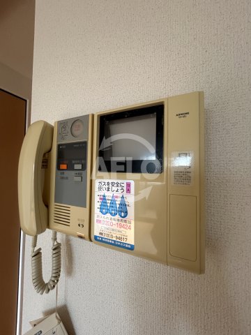 セキュリティ　エスリード野田阪神駅前　インターホン
