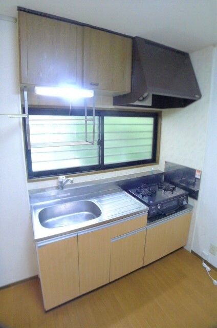 西武池袋線 清瀬駅 徒歩8分 2階建 築34年のキッチン写真