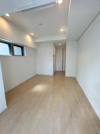 居室・リビング　別号室参考写真