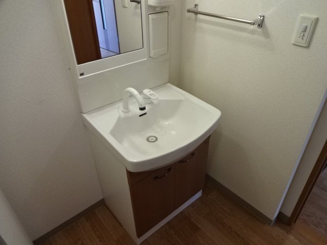 プリオール西野 壱番館の内装写真