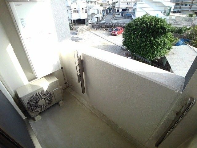 バルコニー　反転タイプのお部屋となります。
