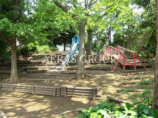 公園　新宿区立北新宿公園（公園）まで138m