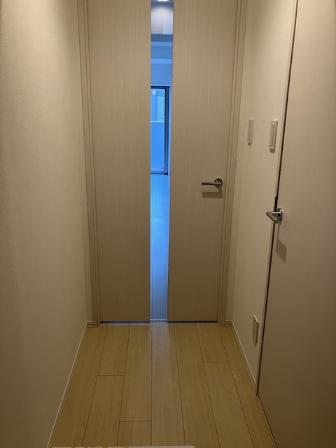 リテラス九段南の玄関写真