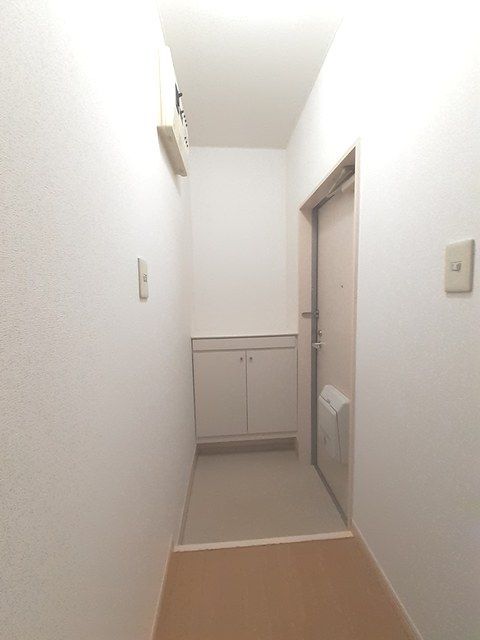 バイオレットヒルズ・2の玄関写真