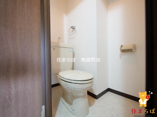 地下鉄谷町線 天神橋筋六丁目駅 徒歩7分 7階建 築29年のトイレ写真