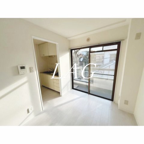 居室・リビング　洋室のお部屋です。